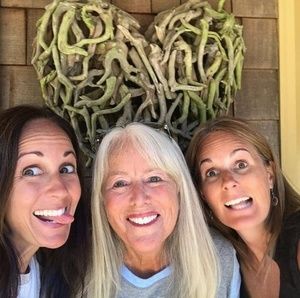 Meet your Posher, Lorrie